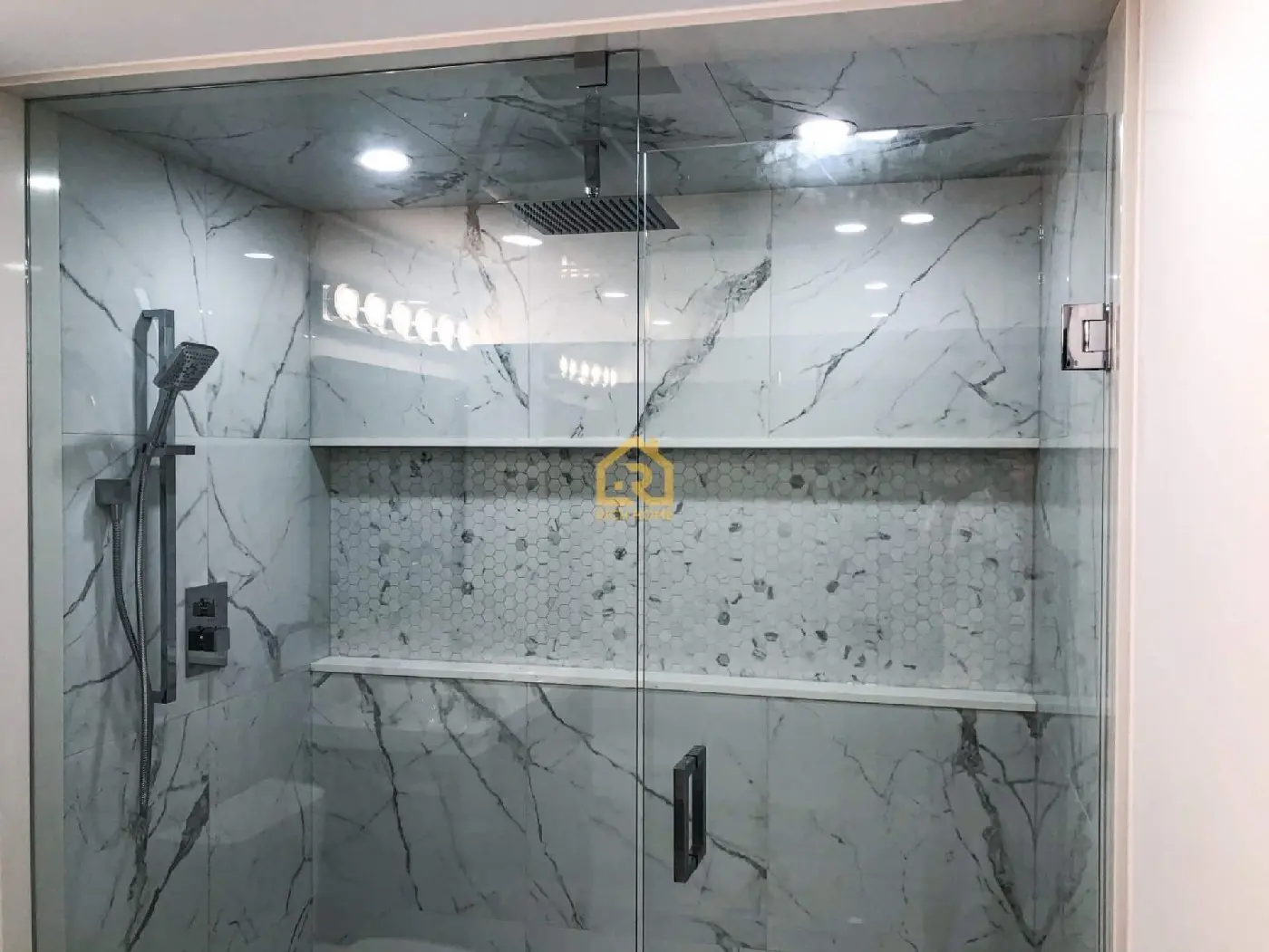 modern-glass-shower