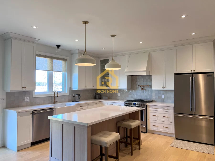 choosing kitchen cabinet white