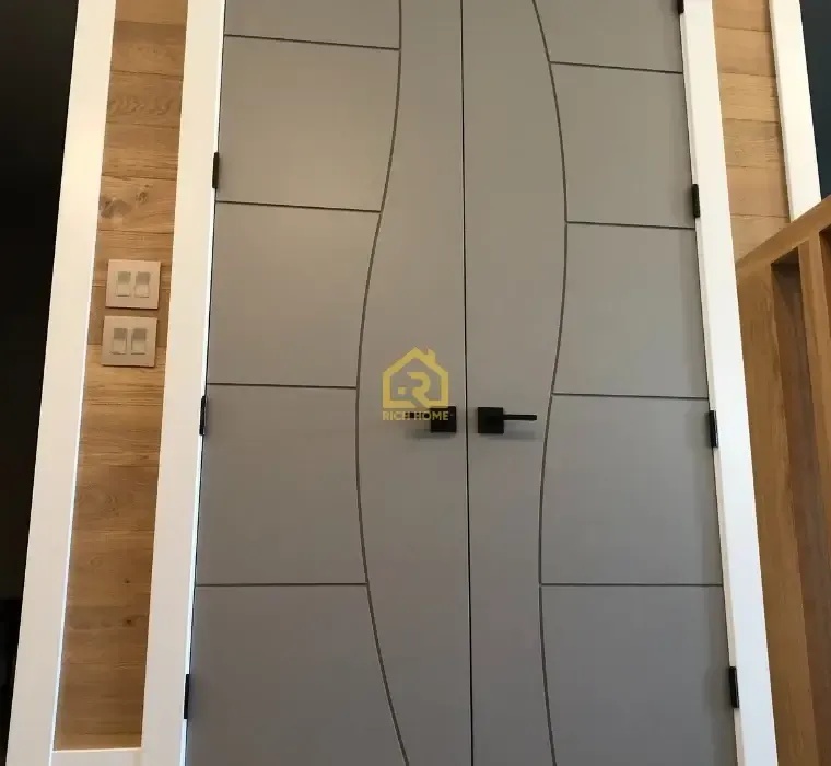 Custom trim molding finish carpentry Hamilton