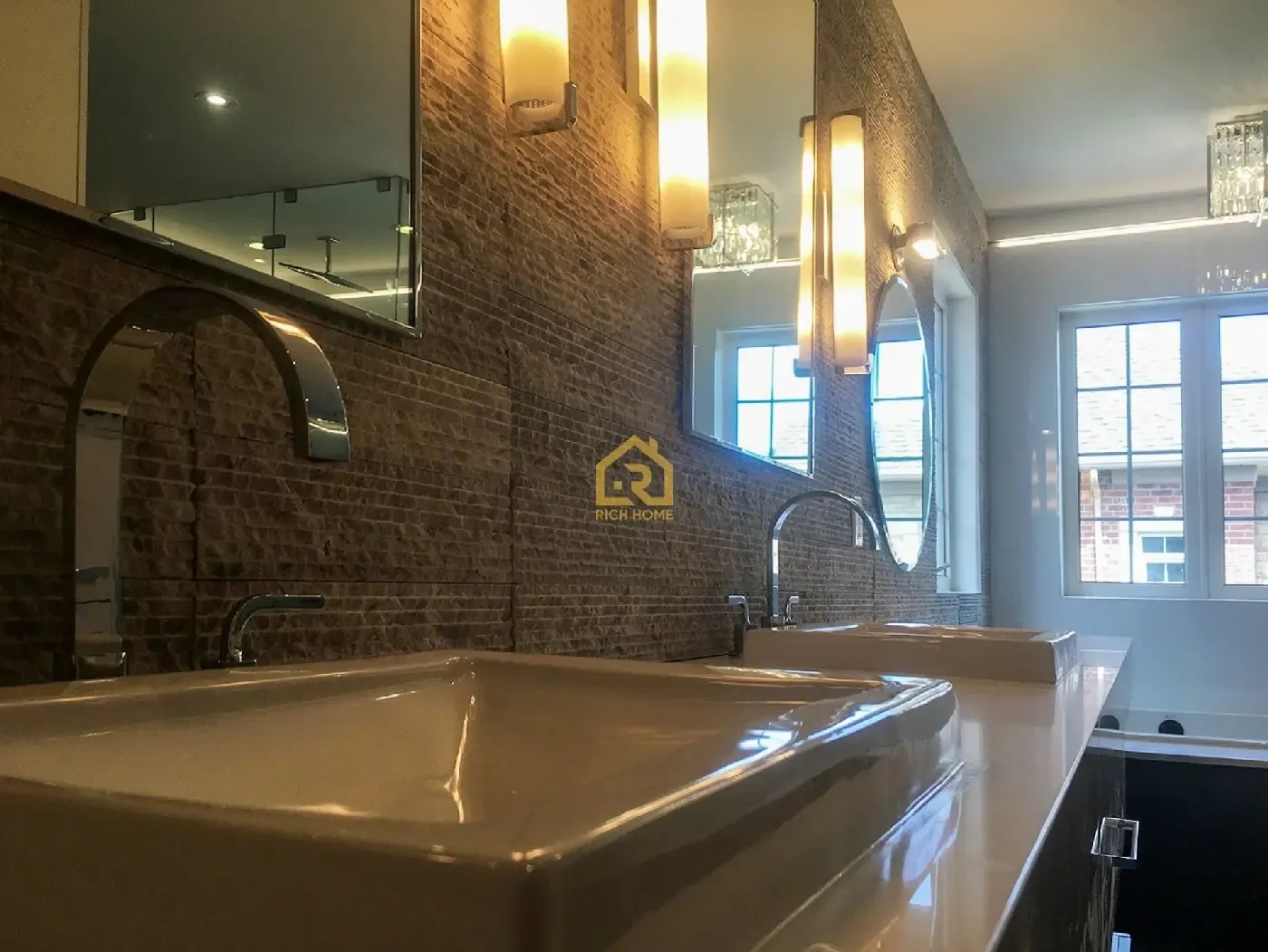 bathroom accent wall lighting