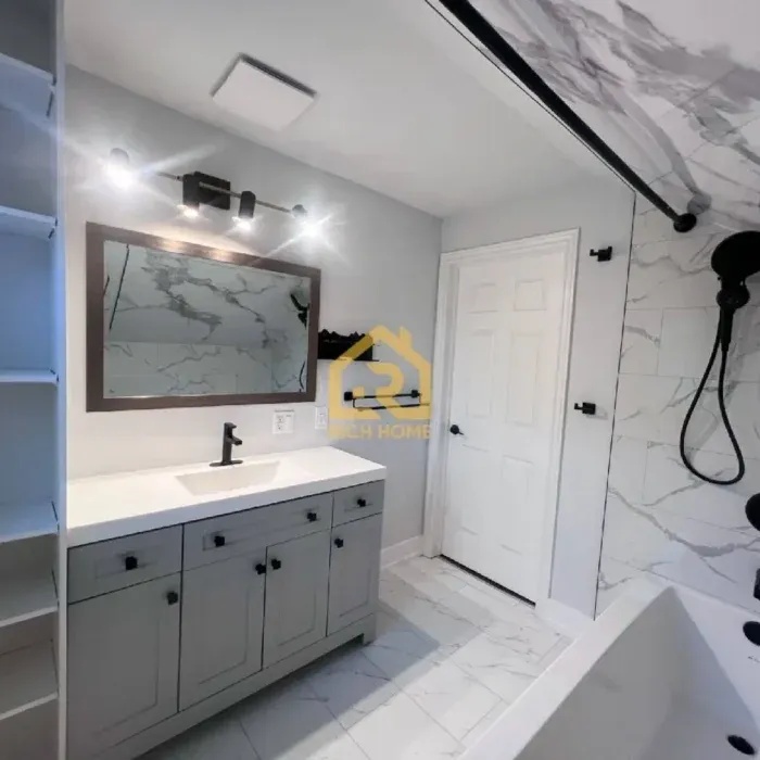 rich home bathroom reno 700x700