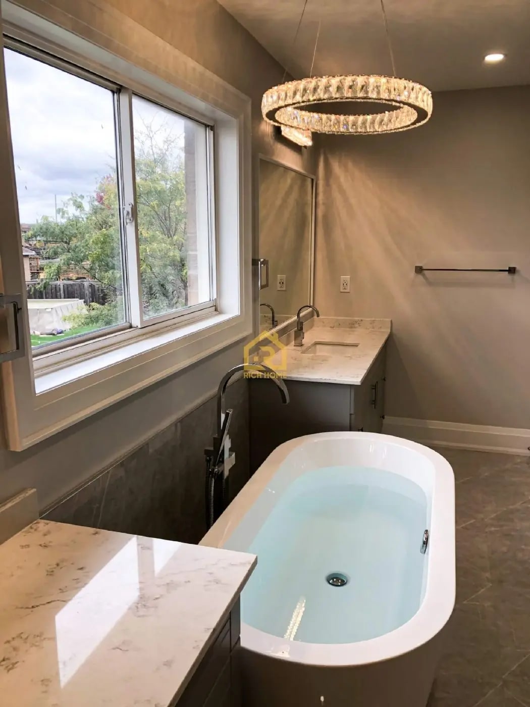 bathtub and free standing tub installations Mississauga