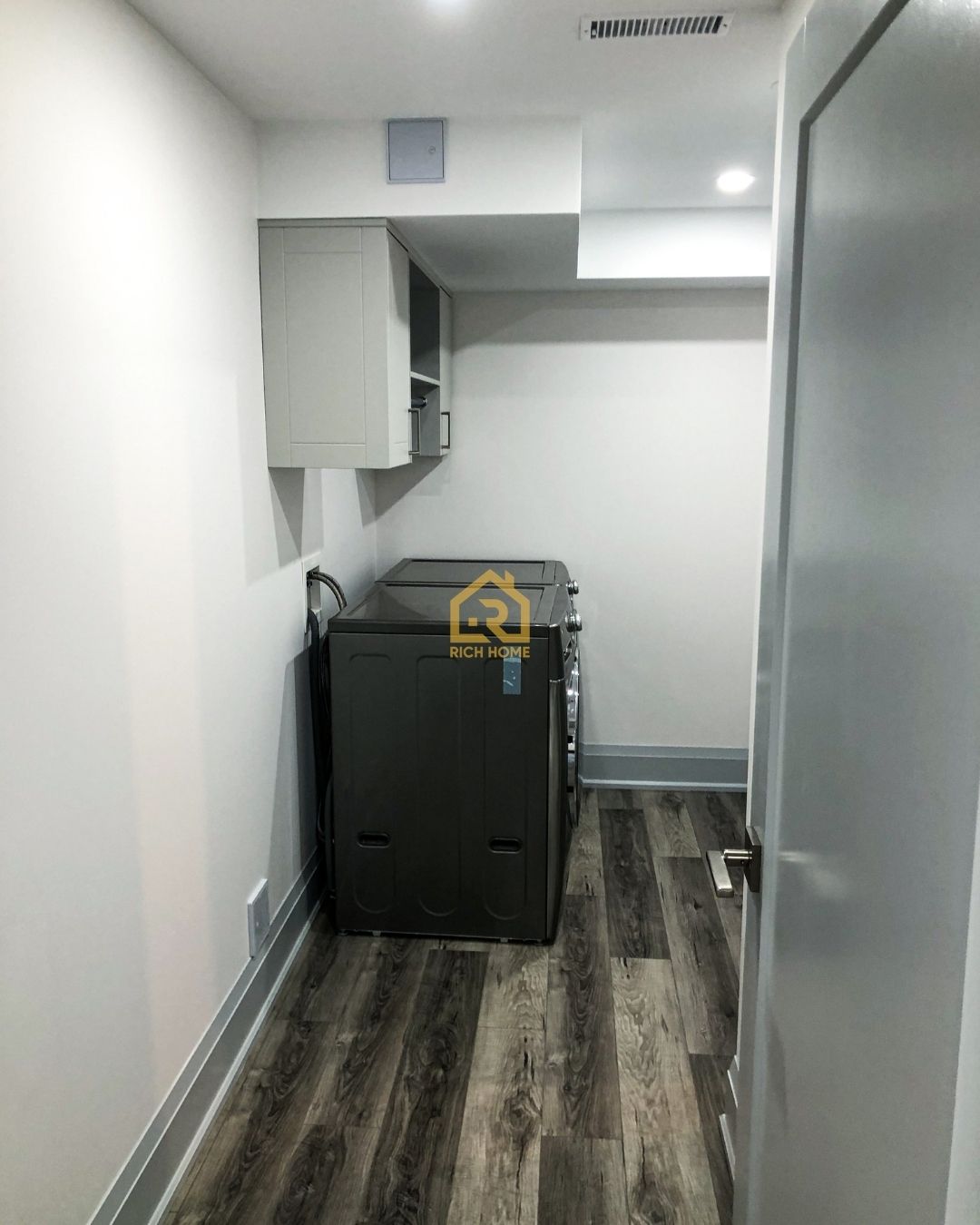 stackable laundry closet townhome